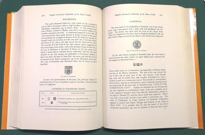 <strong>English Goldsmiths and their marks. A History of the Holdsmiths and Plate Workers of England, Scotland and Ireland.</strong>